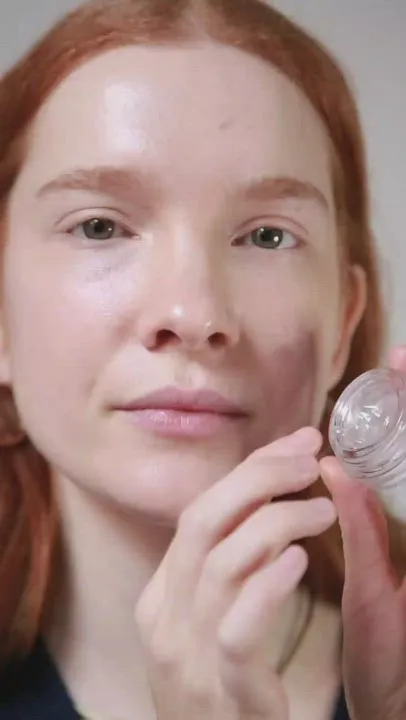Glassy pH-Reactive Formula Blush